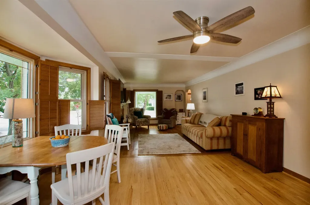 2606 Edgemont Unknown City MI 48183