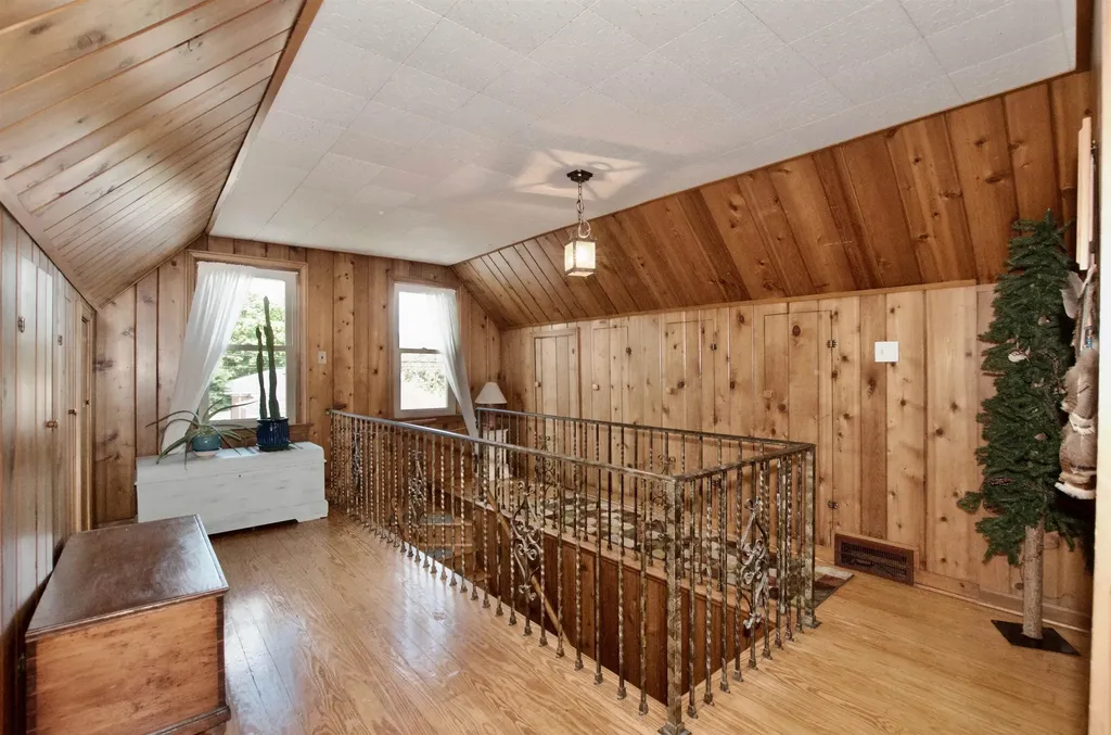 2606 Edgemont Unknown City MI 48183