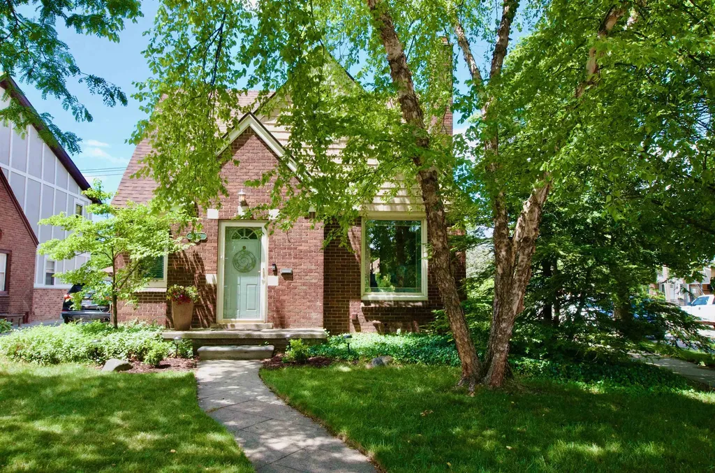 2606 Edgemont Unknown City MI 48183