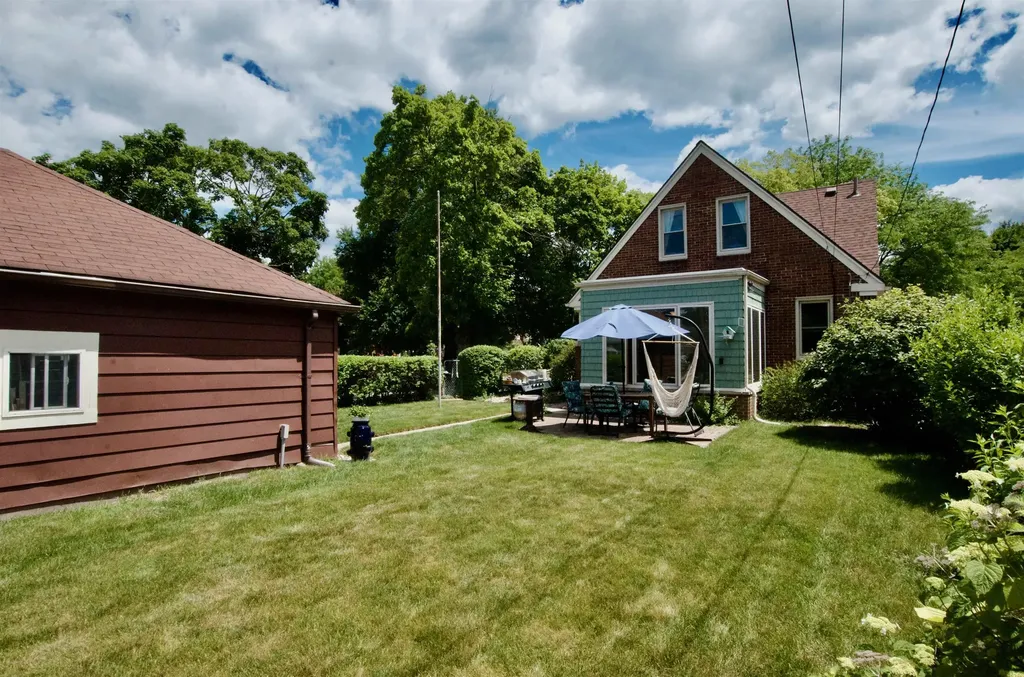 2606 Edgemont Unknown City MI 48183