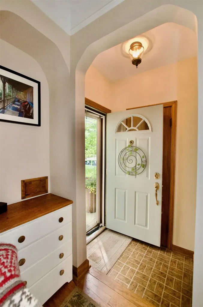 2606 Edgemont Unknown City MI 48183