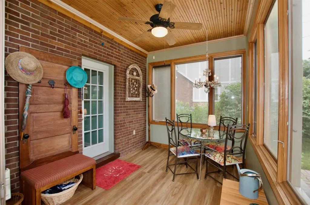 2606 Edgemont Unknown City MI 48183