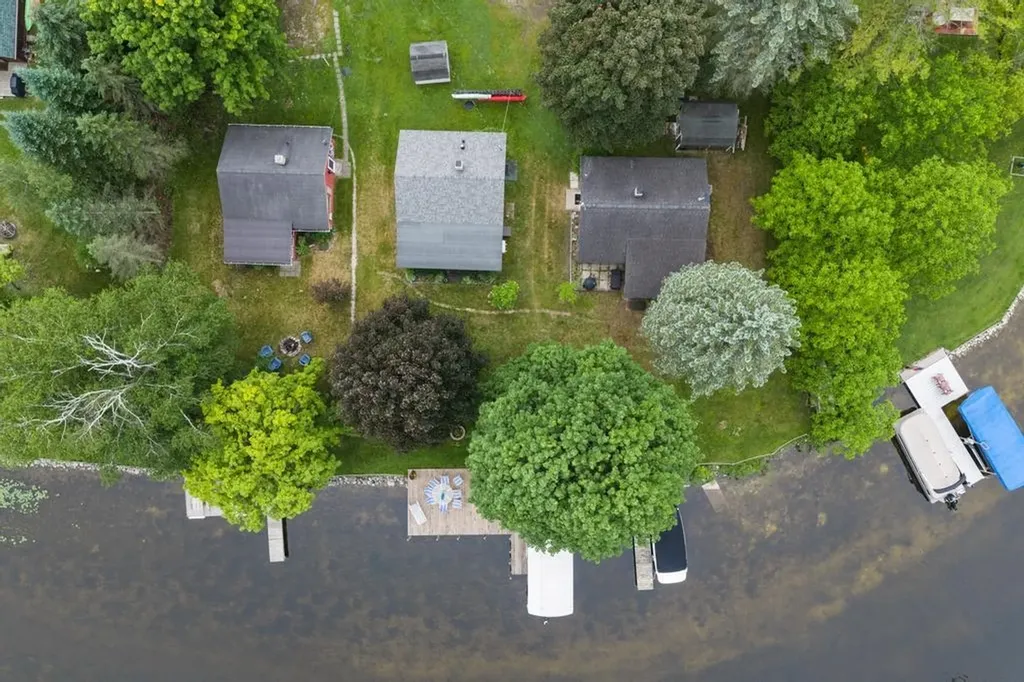 7752 & 7754 Maple Street Central Lake Township MI 49622