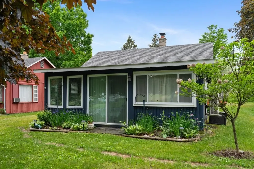 7752 & 7754 Maple Street Central Lake Township MI 49622
