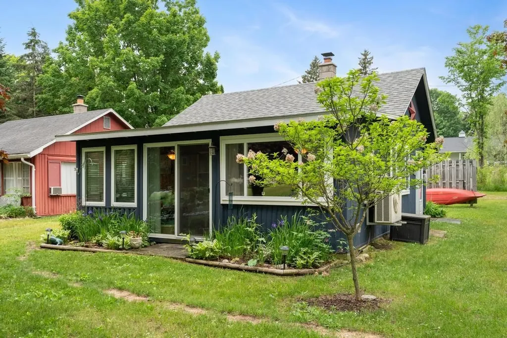 7752 & 7754 Maple Street Central Lake Township MI 49622