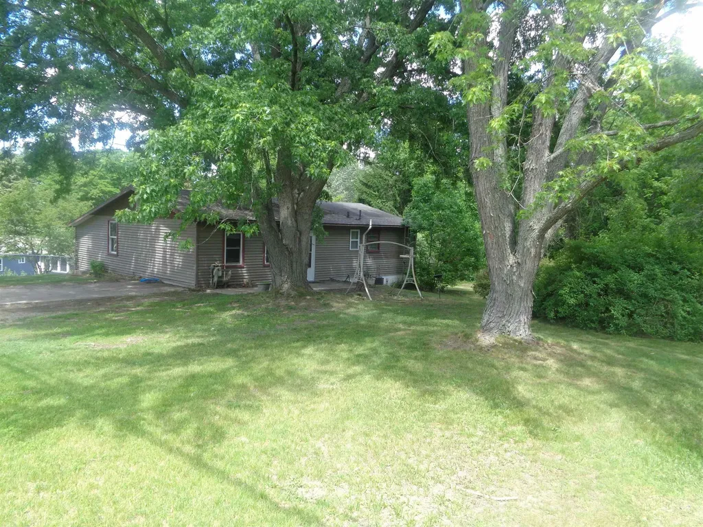 2287 S Tower Hill Road Roscommon Township MI 48629