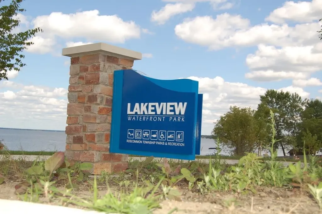2287 S Tower Hill Road Roscommon Township MI 48629