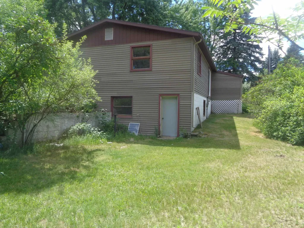 2287 S Tower Hill Road Roscommon Township MI 48629