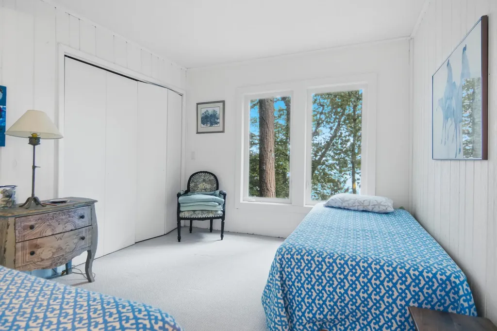 2856 Birchview Drive Torch Lake Township MI 49648