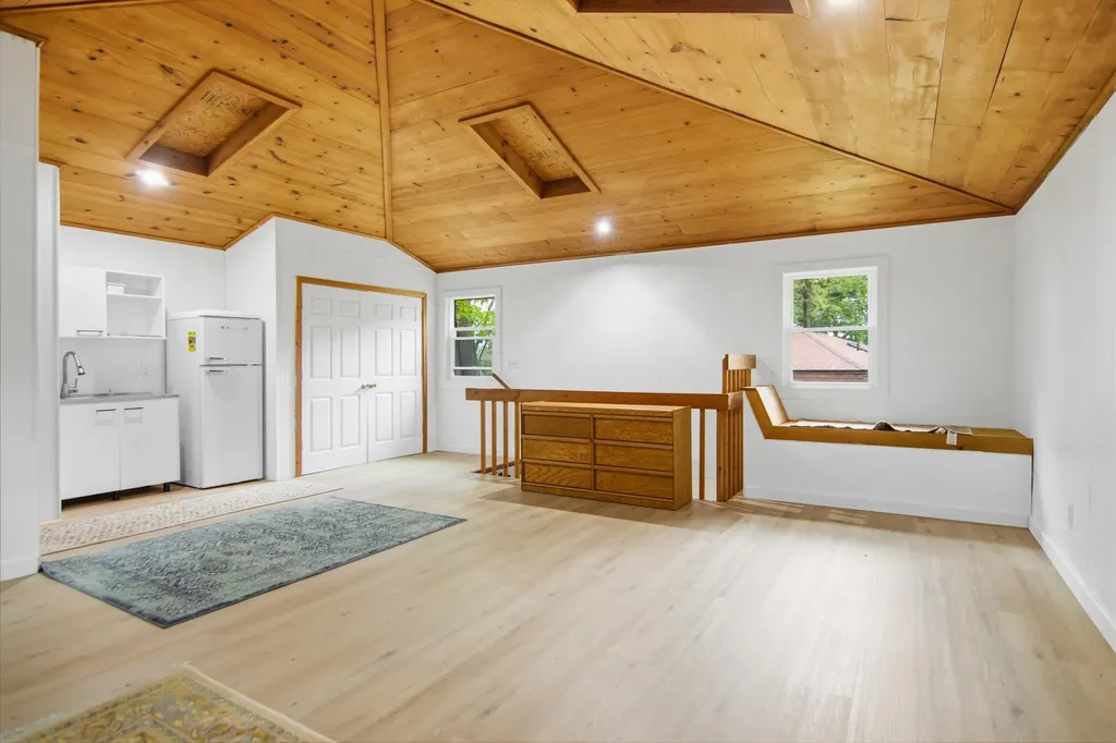 2856 Birchview Drive Torch Lake Township MI 49648