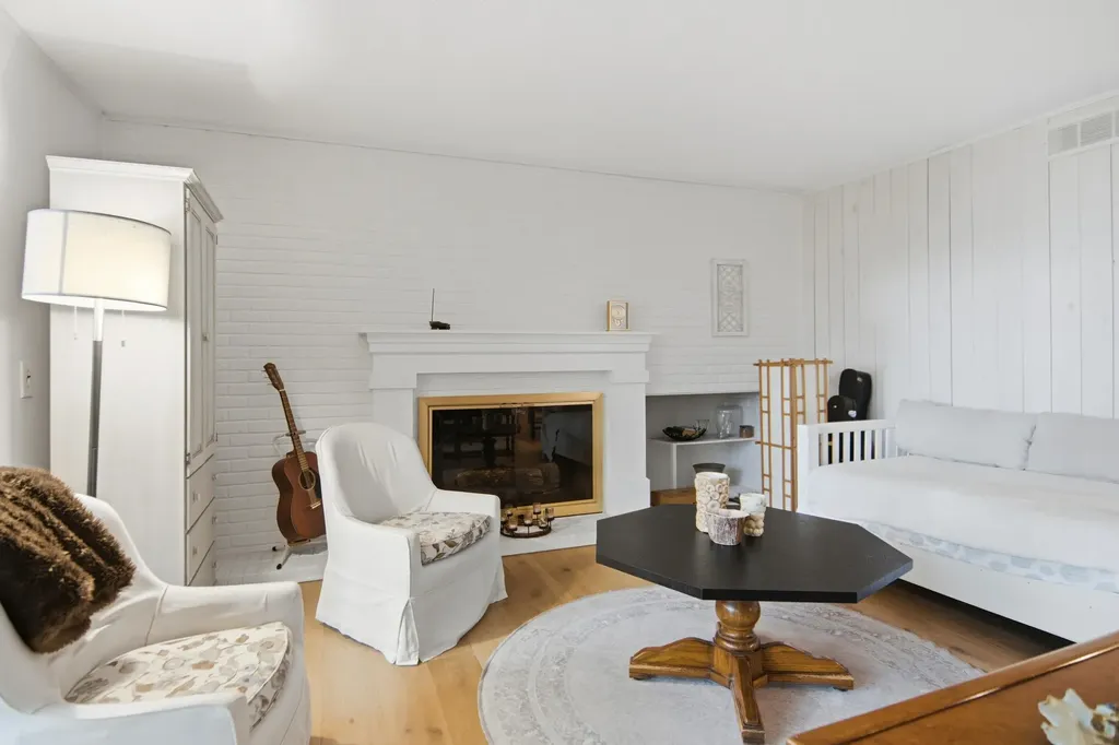 2856 Birchview Drive Torch Lake Township MI 49648