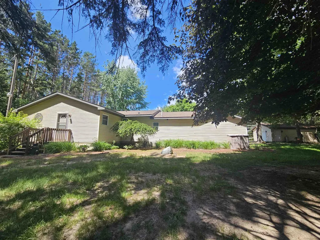 3351 S Dickerson Road Lake Township MI 49651