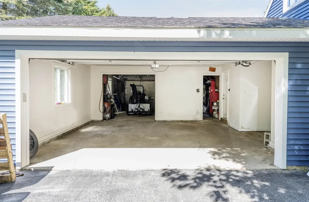 5571 Exodus Drive Long Lake Township MI 49684