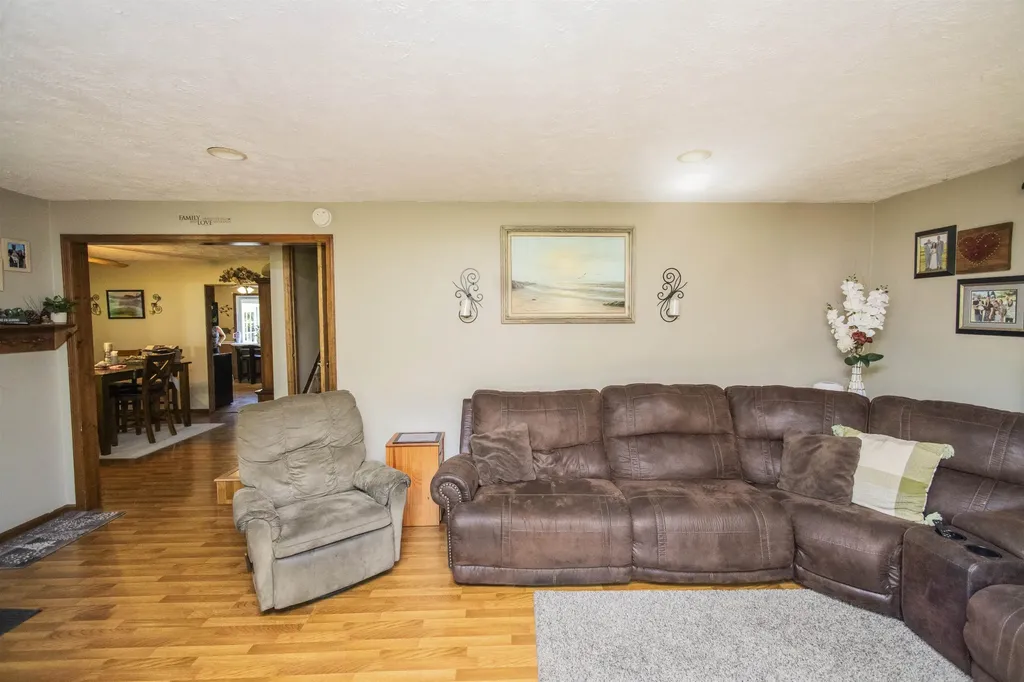 5571 Exodus Drive Long Lake Township MI 49684