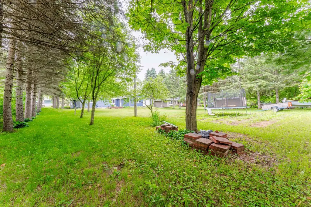 5571 Exodus Drive Long Lake Township MI 49684