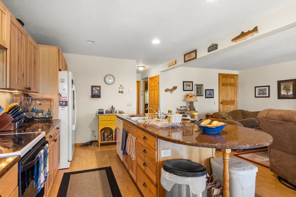 4139 Michigan Trail Torch Lake Township MI 49648