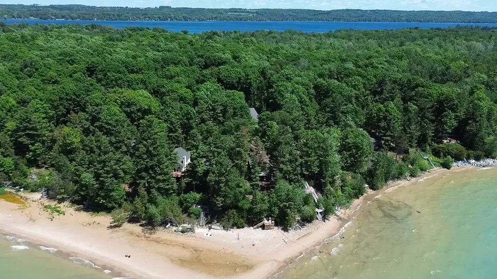 4139 Michigan Trail Torch Lake Township MI 49648