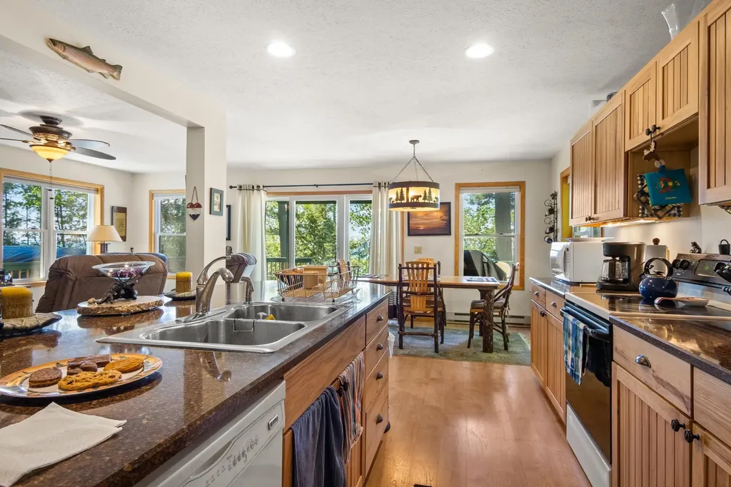4139 Michigan Trail Torch Lake Township MI 49648