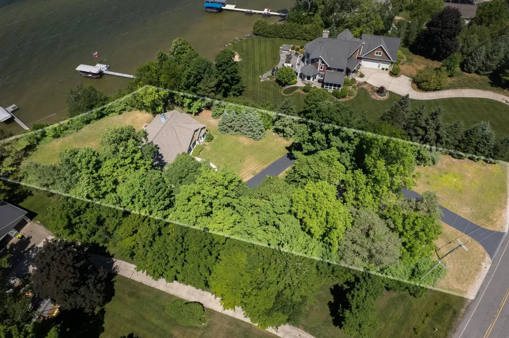 8080 S Lakeview Road Elmwood Charter Township MI 49684