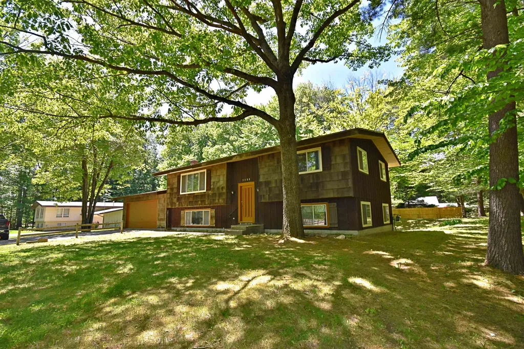 5388 E M-115 Selma Township MI 49601