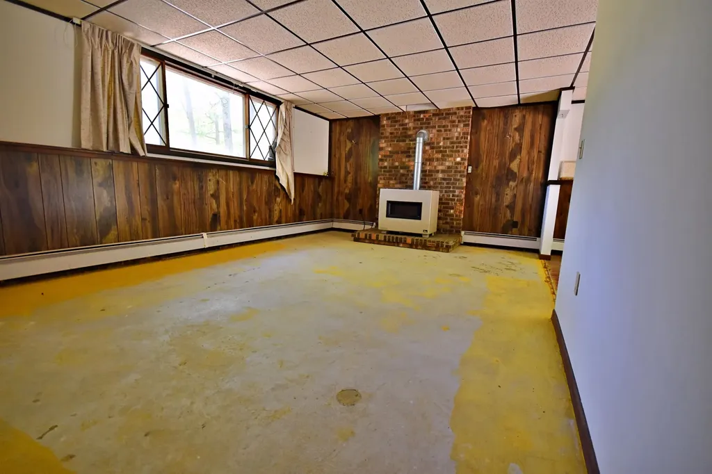 5388 E M-115 Selma Township MI 49601