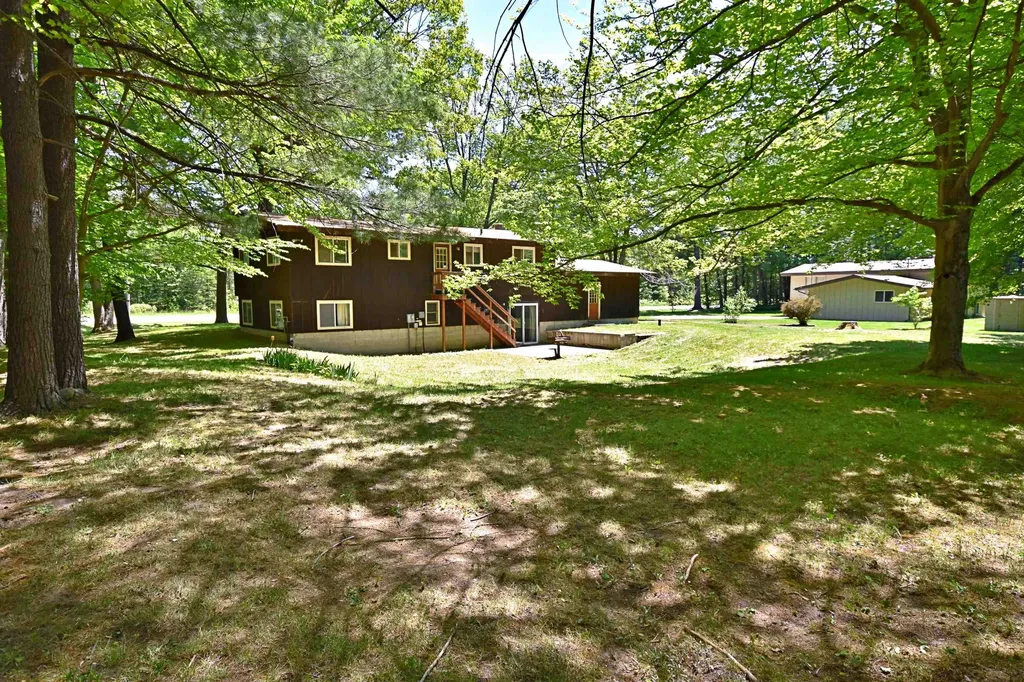 5388 E M-115 Selma Township MI 49601