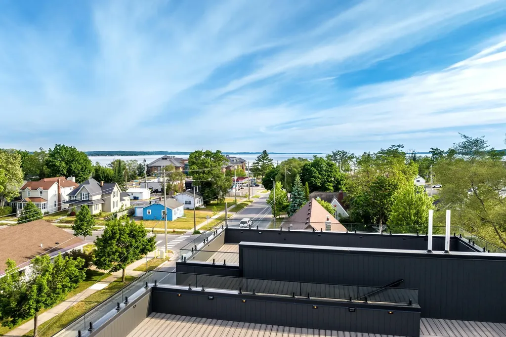 215 Barlow Street Traverse City City MI 49686