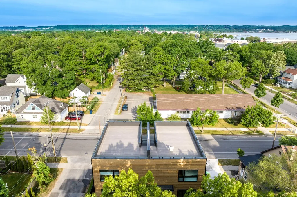 215 Barlow Street Traverse City City MI 49686