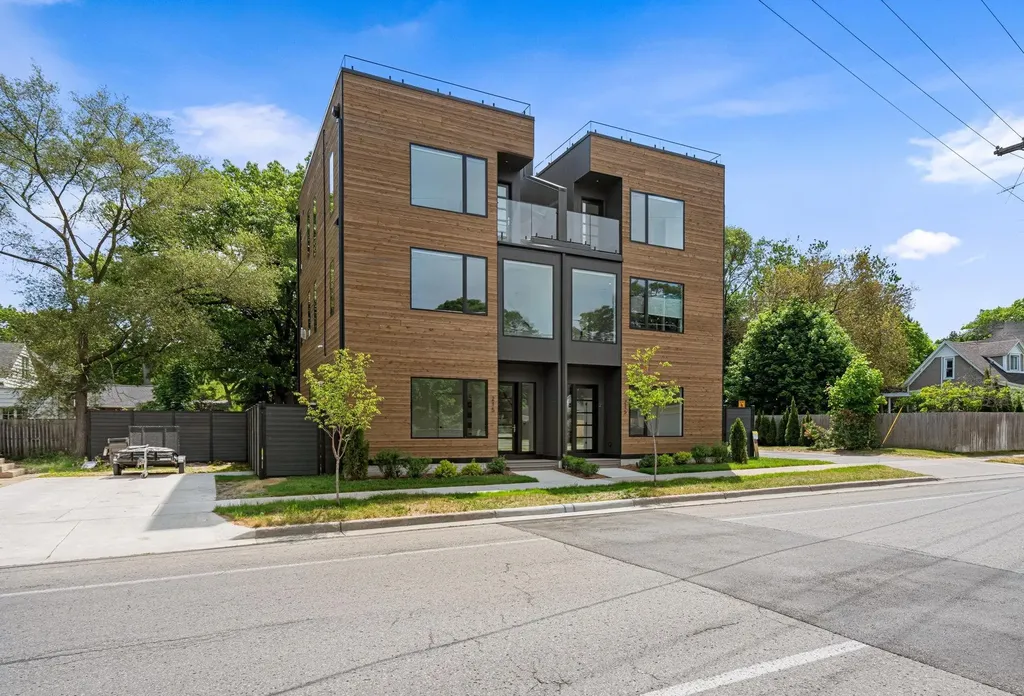 215 Barlow Street Traverse City City MI 49686