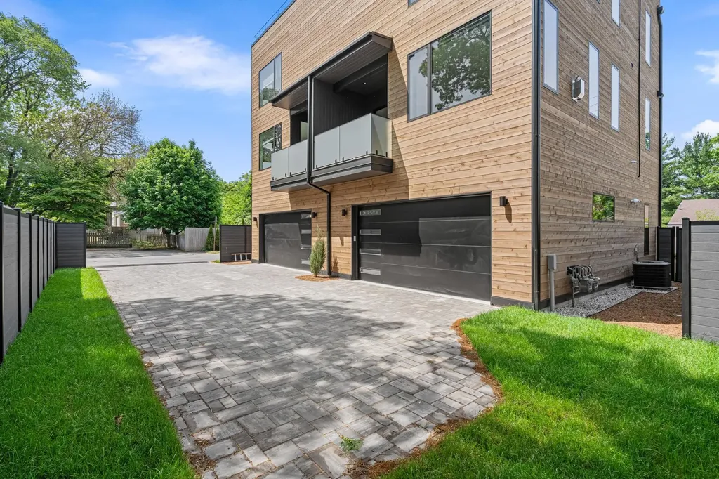 215 Barlow Street Traverse City City MI 49686