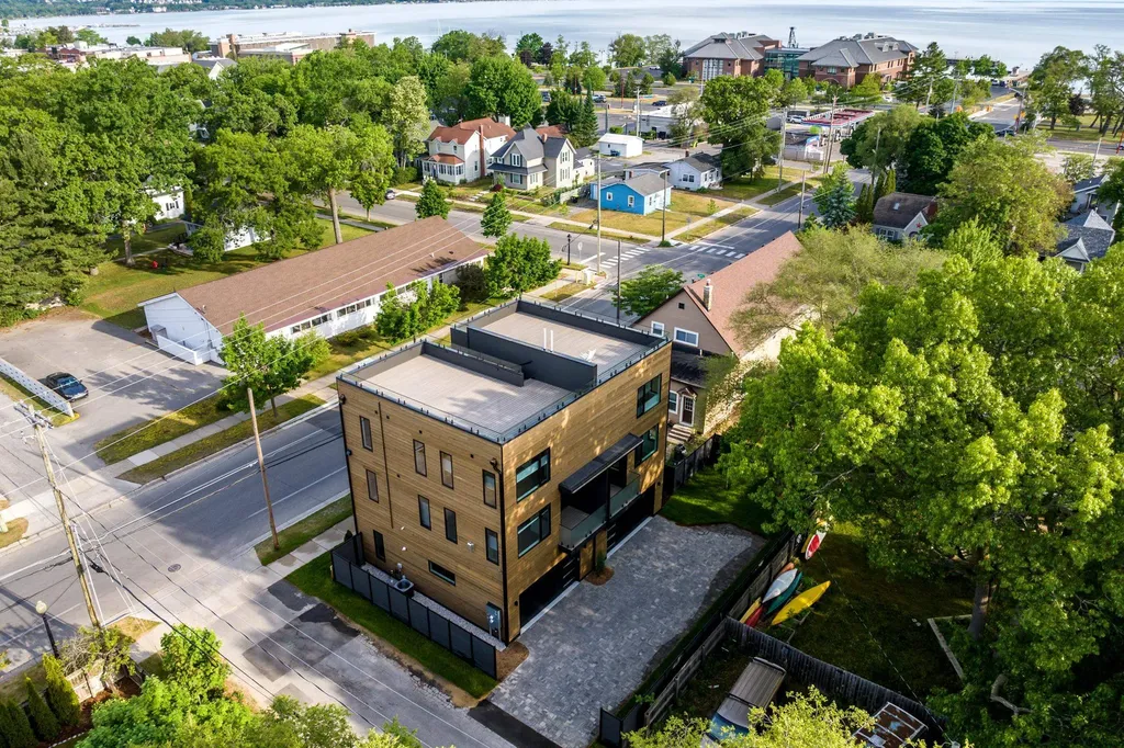 215 Barlow Street Traverse City City MI 49686