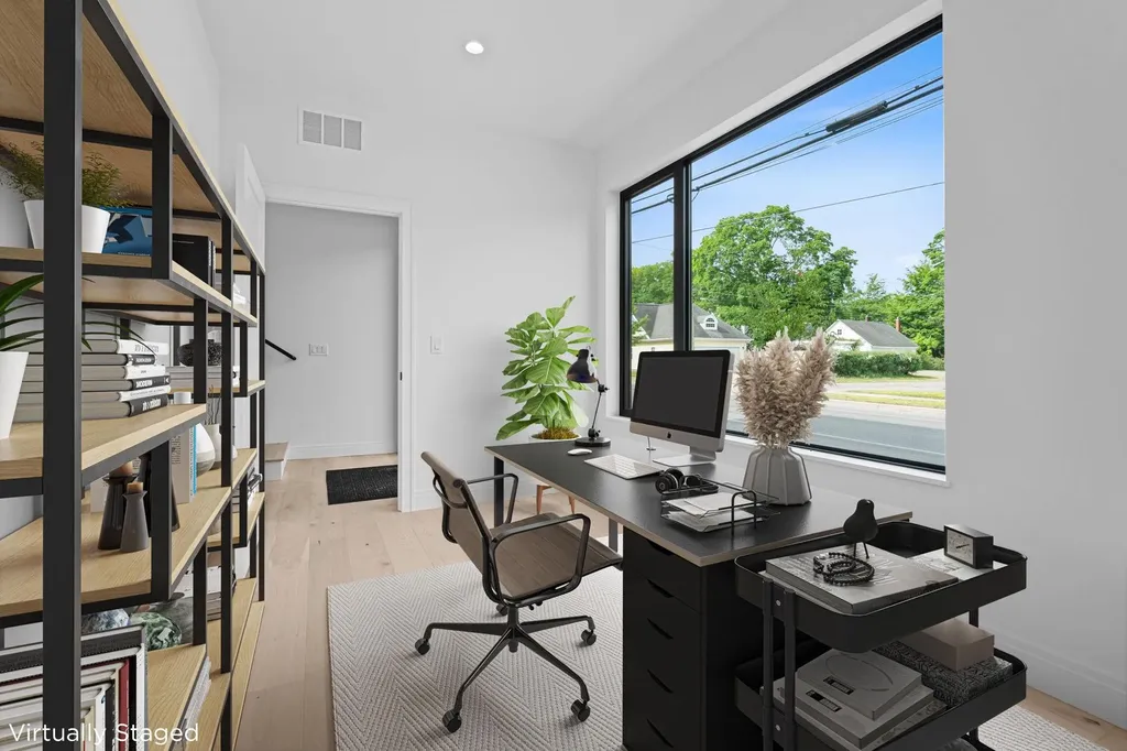 215 Barlow Street Traverse City City MI 49686