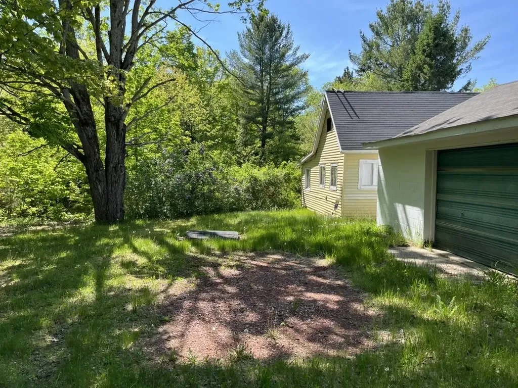 2570 Kettle Lake Road Kalkaska Township MI 49646