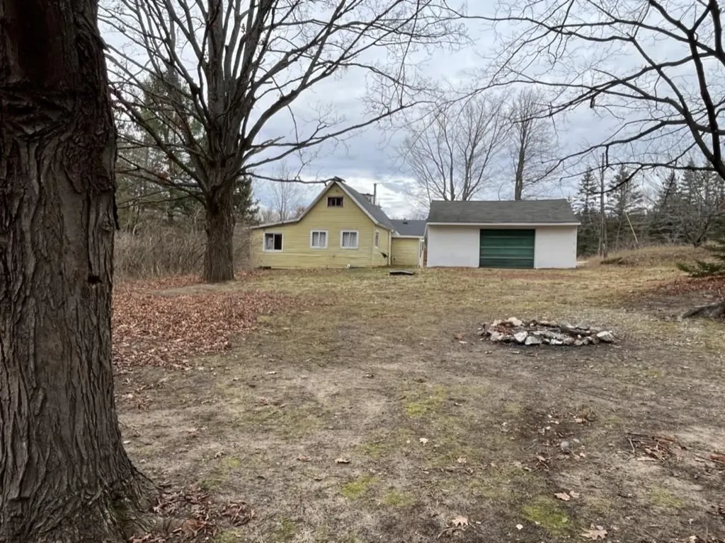 2570 Kettle Lake Road Kalkaska Township MI 49646