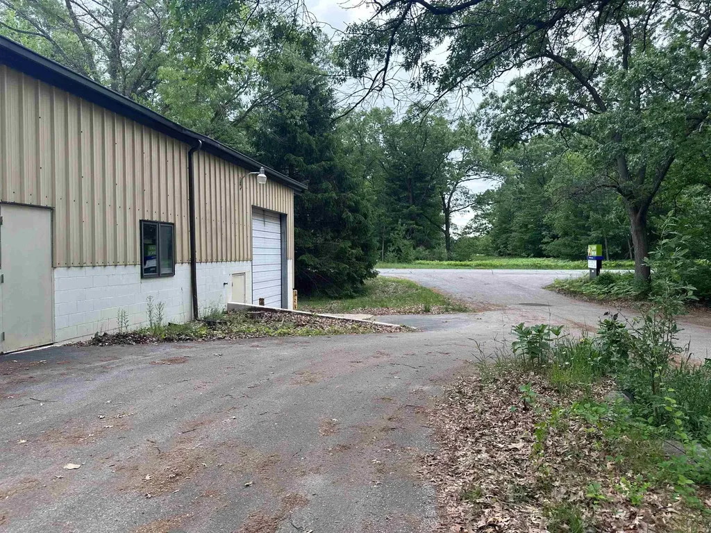 2883 Aero Park Drive Traverse City City MI 49686