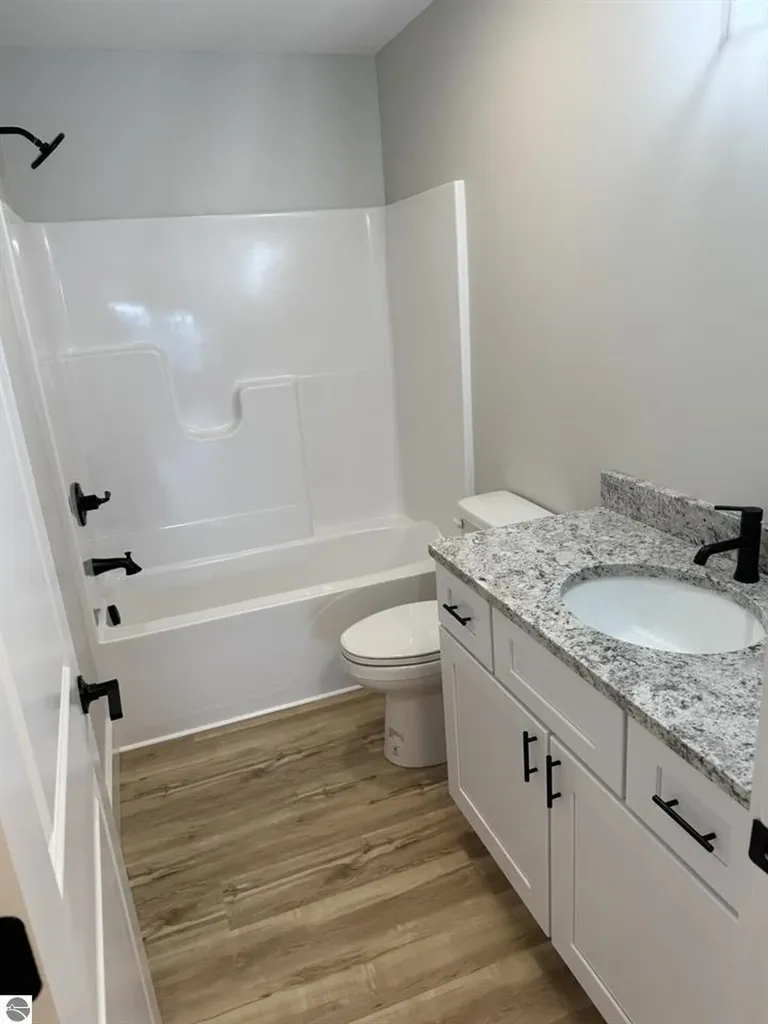 1260 Umber Drive Garfield Charter Township MI 49696