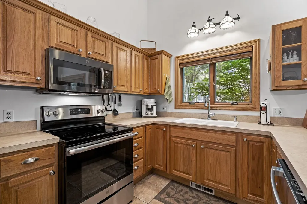 3347 Village Circle Drive East Bay Township MI 49686