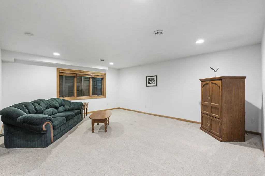 3347 Village Circle Drive East Bay Township MI 49686