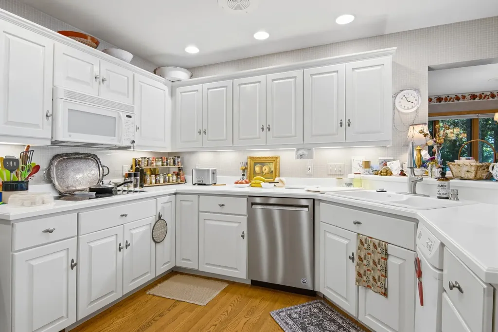 1143 Bay View Drive Torch Lake Township MI 49648