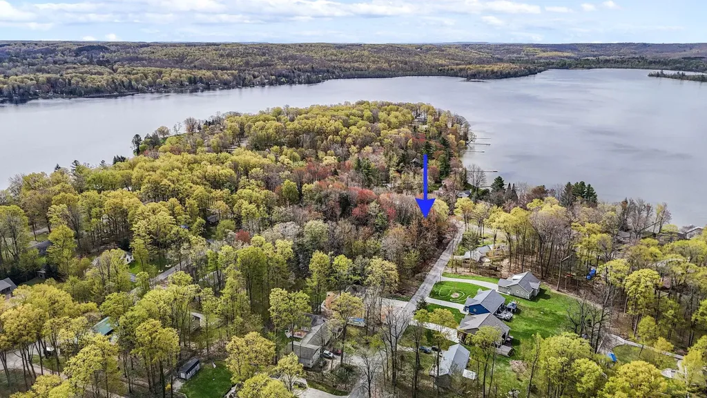 4125 White Birch Drive Green Lake Township MI 49637