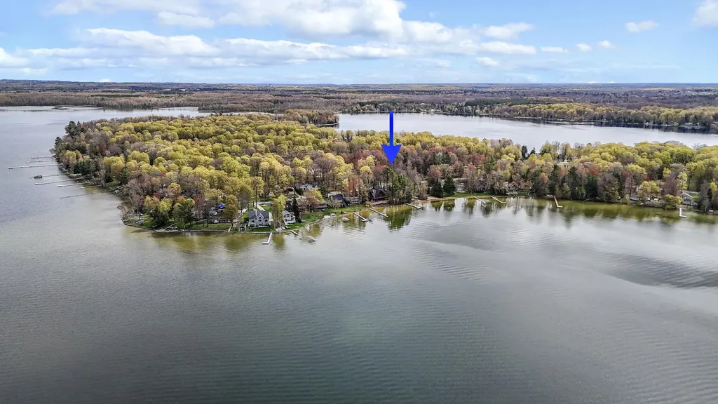 4125 White Birch Drive Green Lake Township MI 49637