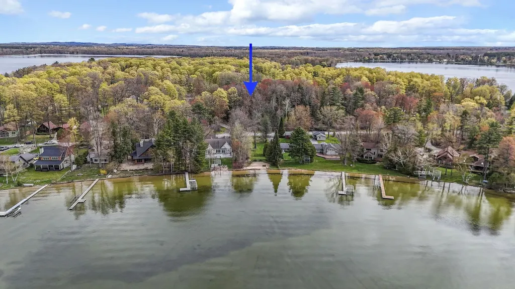 4125 White Birch Drive Green Lake Township MI 49637
