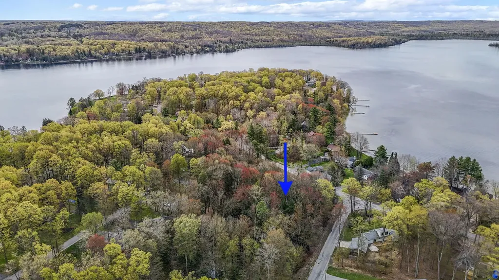 4125 White Birch Drive Green Lake Township MI 49637