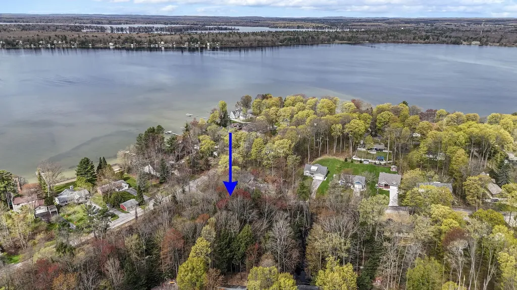 4125 White Birch Drive Green Lake Township MI 49637