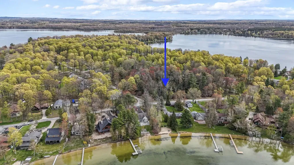 4125 White Birch Drive Green Lake Township MI 49637