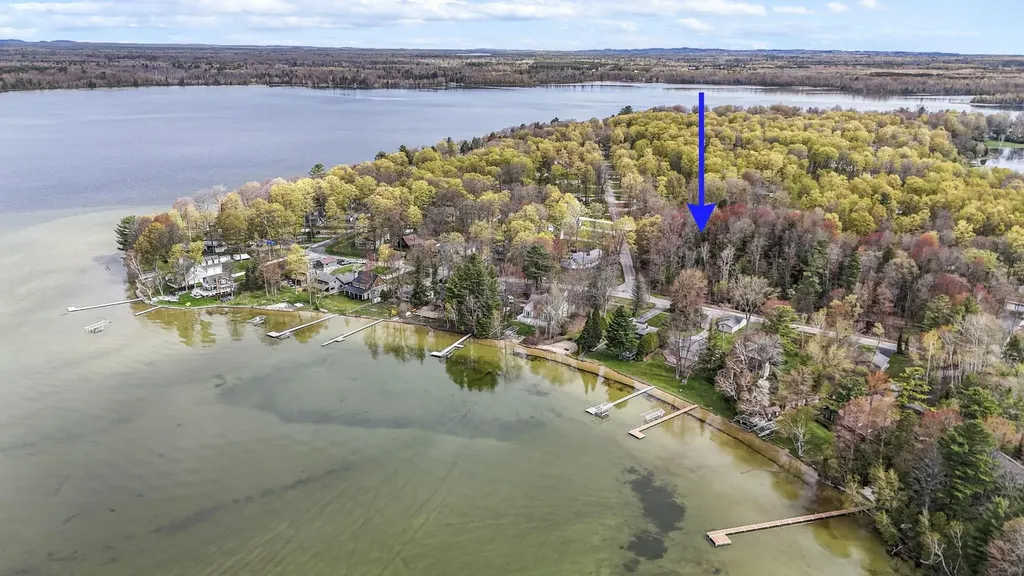 4125 White Birch Drive Green Lake Township MI 49637