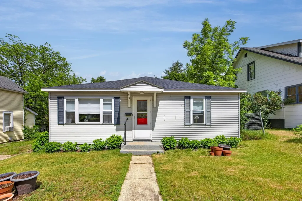 415 Crippen Street Cadillac City MI 49601