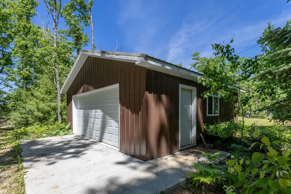 6743 Beach Road Charlton Township MI 49751