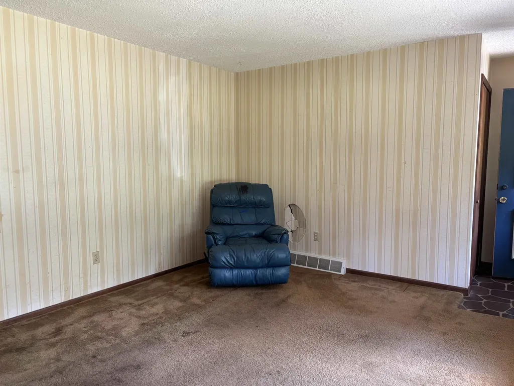 10009 E Lakeview Hills Road Elmwood Charter Township MI 49684