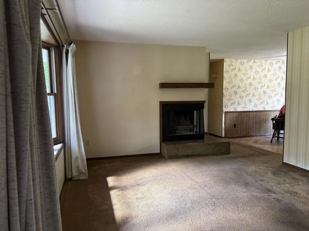 10009 E Lakeview Hills Road Elmwood Charter Township MI 49684